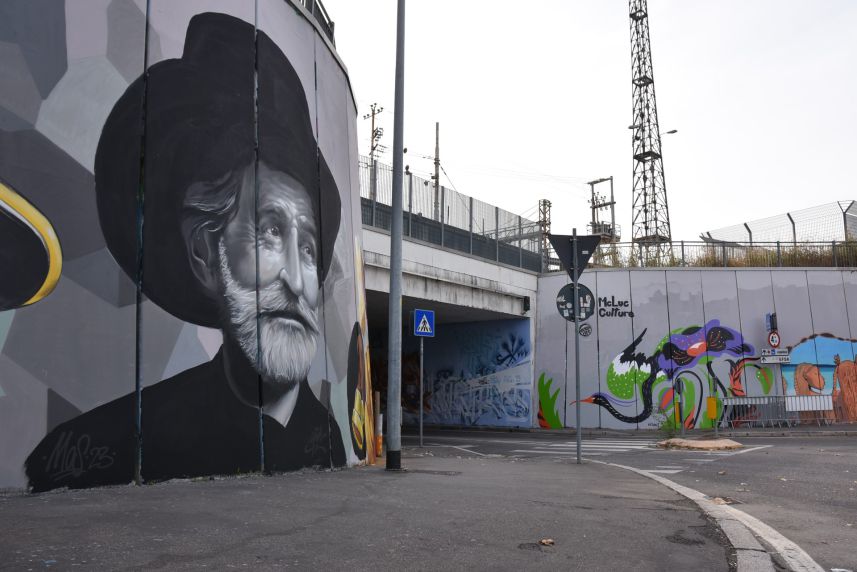Murales Street art sottopasso di Via Reggio