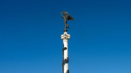 Victory monument