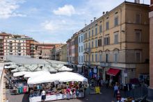 Piazza Ghiaia