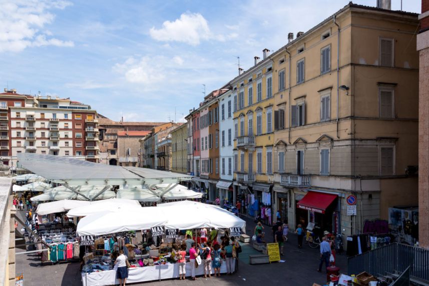 Piazza Ghiaia
