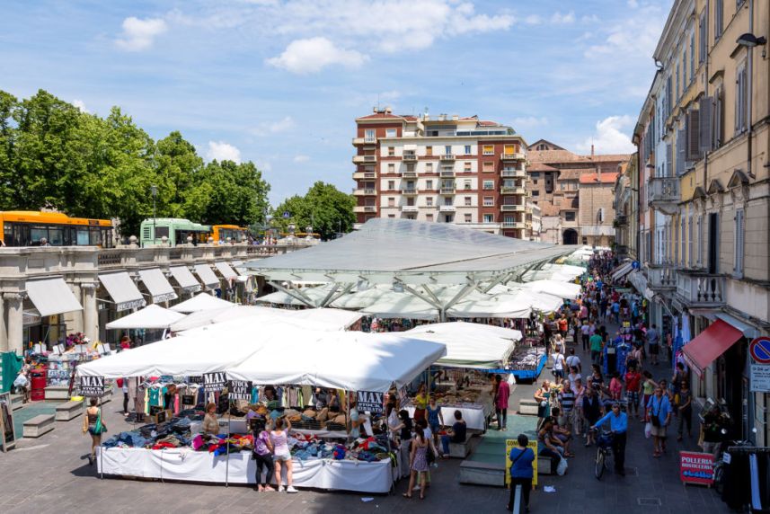 Piazza Ghiaia