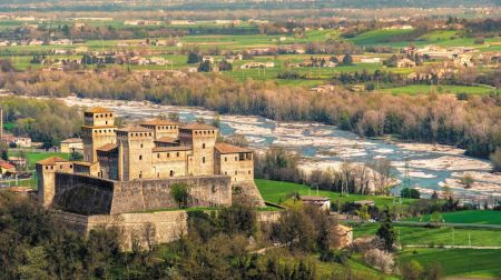 Excursion en vélo électrique à la découverte de la région de Langhirano le long du « Sentier de l&rsquo;Art »